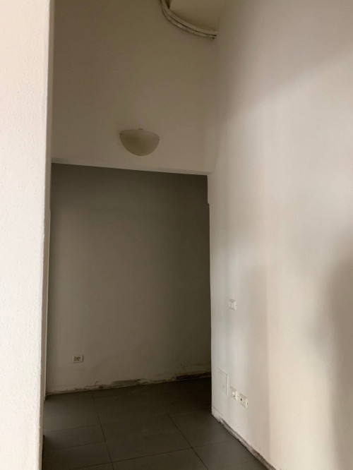 Negozio in affitto a Empoli