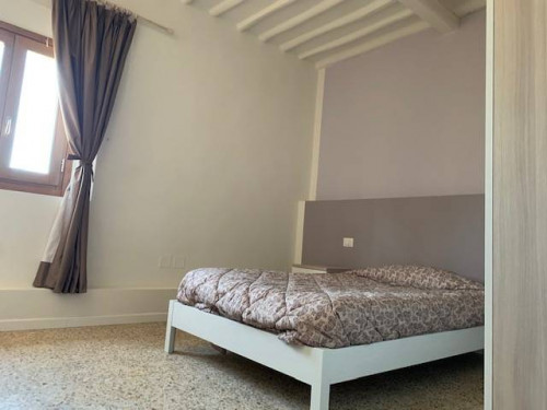 Stanza in affitto a Empoli