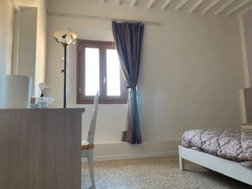 Stanza in affitto a Empoli