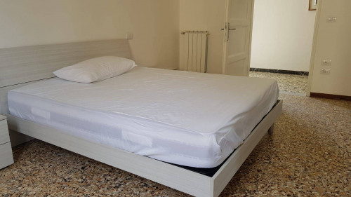 Stanza in affitto a Empoli
