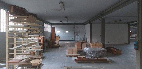 Fondo Artigianale in affitto a Certaldo