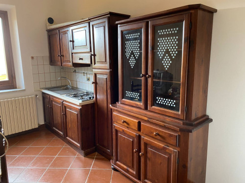 Appartamento in affitto a Capraia e Limite