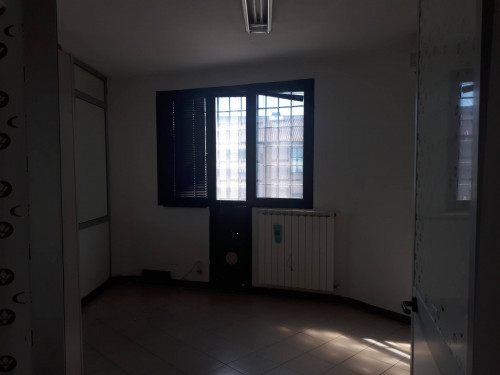 Fondo Artigianale in affitto a Montespertoli