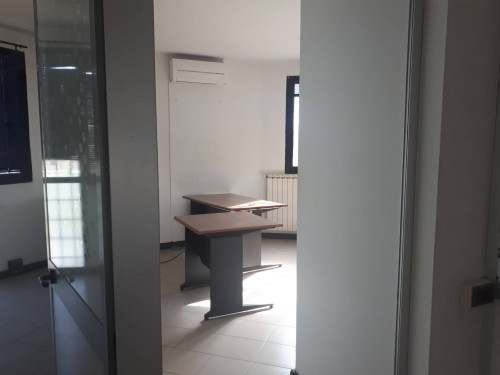 Fondo Artigianale in affitto a Montespertoli