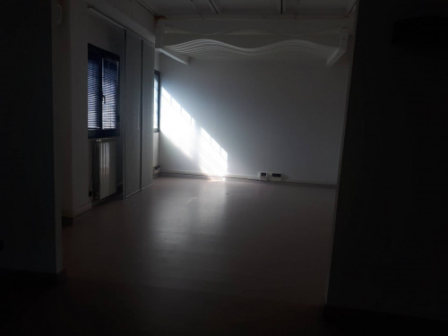 Fondo Artigianale in affitto a Montespertoli