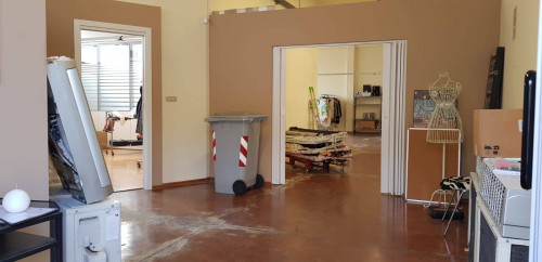 Fondo Artigianale in affitto a Vinci