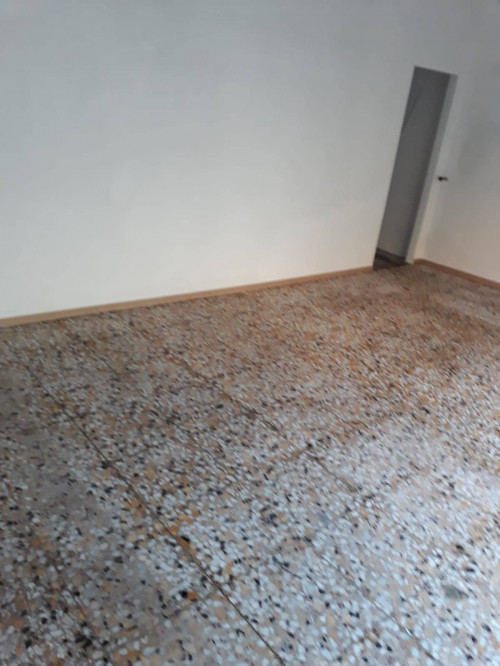 Fondo Commerciale in affitto a Empoli