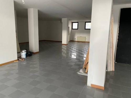 Fondo Commerciale in affitto a Empoli