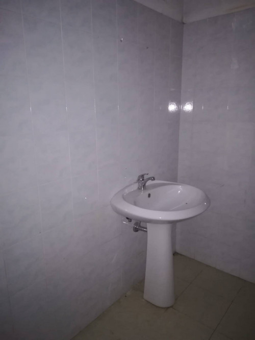 Fondo Commerciale in affitto a Forlì