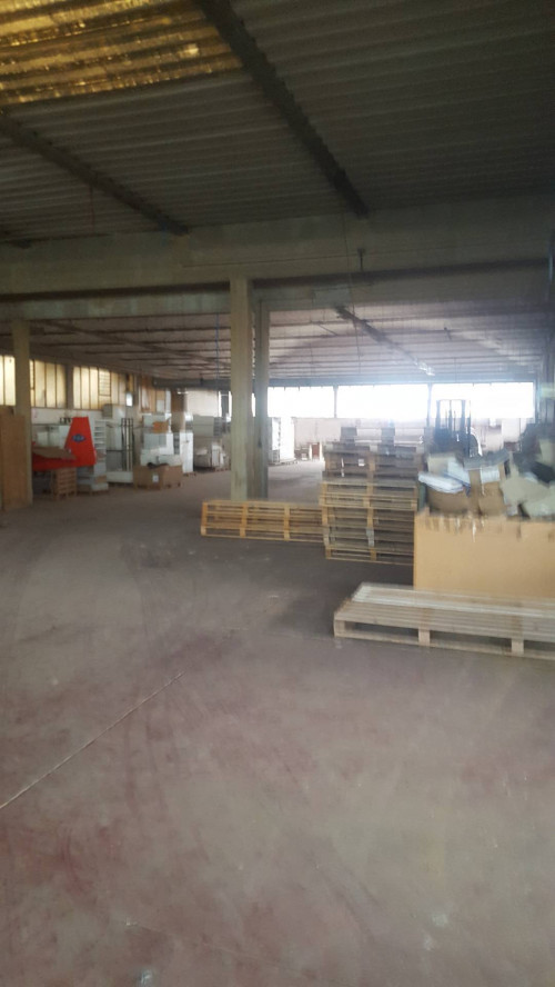 Capannone in vendita a Ponsacco