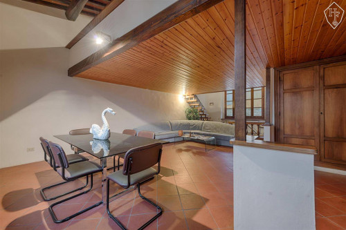 Casa indipendente in affitto a Firenze