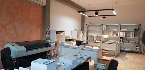 Laboratorio Artigianale in affitto a Vinci