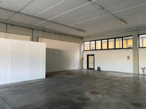 Fondo Artigianale in affitto a Empoli