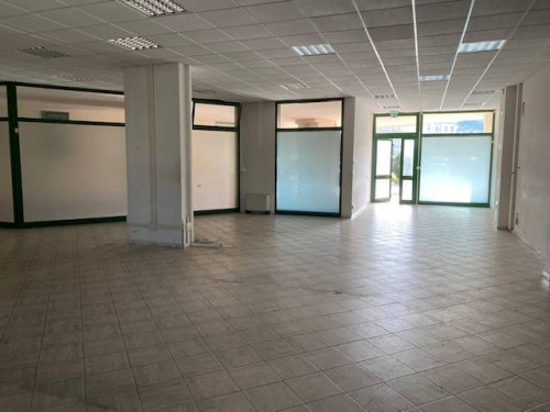 Fondo Commerciale in affitto a Empoli