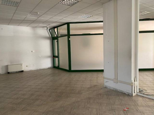 Fondo Commerciale in affitto a Empoli