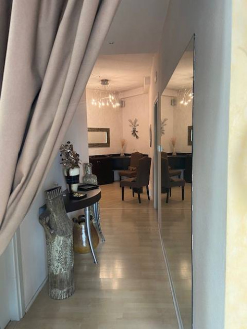 Attività/licenza in affitto/vendita a Empoli