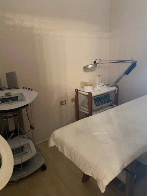 Attività/licenza in affitto/vendita a Empoli