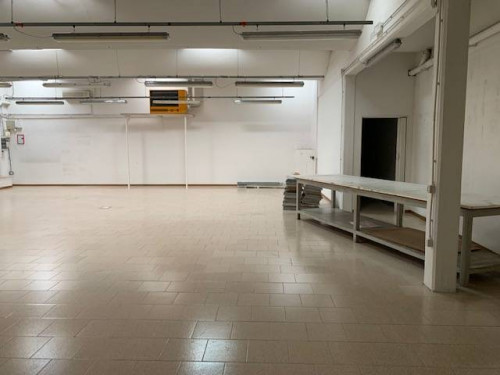 Laboratorio Artigianale in affitto a Empoli