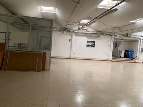 Laboratorio Artigianale in affitto a Empoli
