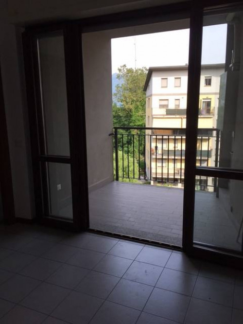Appartamento in affitto a Luino