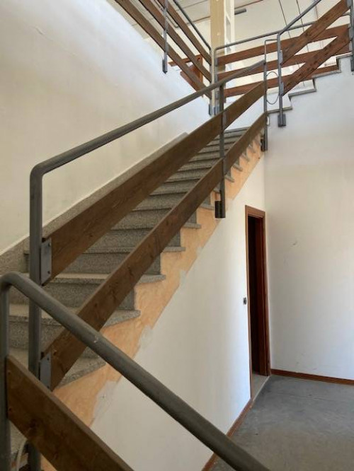 Laboratorio Artigianale in affitto a Cerreto Guidi