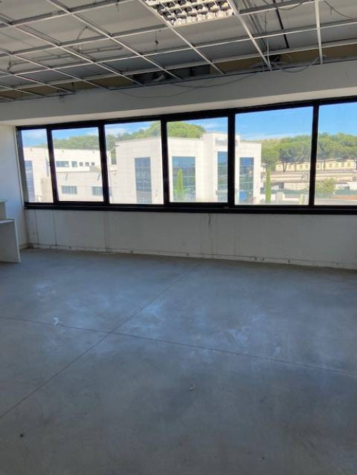 Laboratorio Artigianale in affitto a Cerreto Guidi