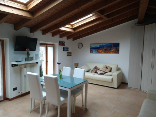 Appartamento in affitto a Luino