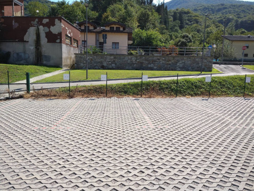 Casa indipendente in affitto a Cremenaga