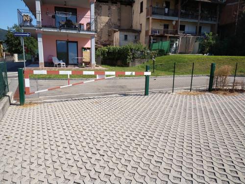 Casa indipendente in affitto a Cremenaga