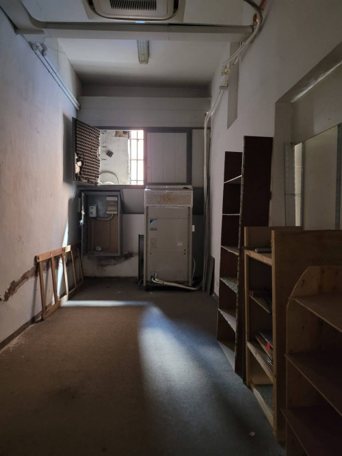 Fondo Commerciale in affitto a Forlì