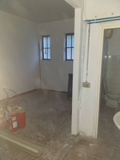 Fondo Artigianale in affitto a Castelfiorentino