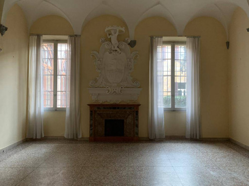 Fondo Commerciale in affitto a Forlì