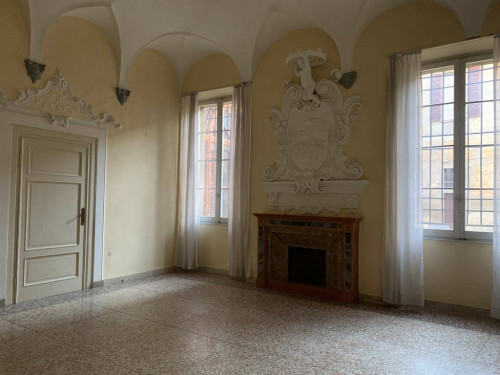 Fondo Commerciale in affitto a Forlì
