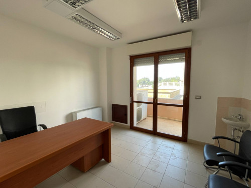 Ufficio in affitto a Porto Torres (SS)