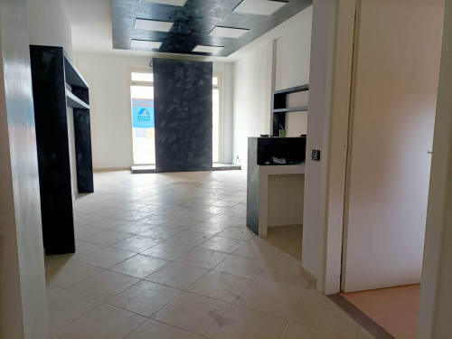 Fondo Commerciale in affitto a Empoli