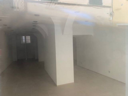 Negozio in affitto a Empoli