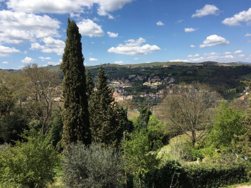 Appartamento in affitto a Reggello