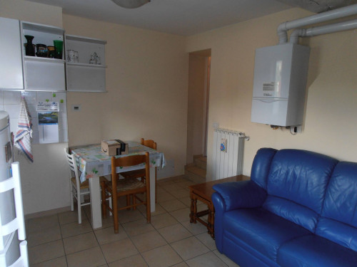 Appartamento in affitto a Cremenaga