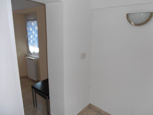 Appartamento in affitto a Cremenaga