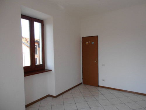 Appartamento in affitto a Luino