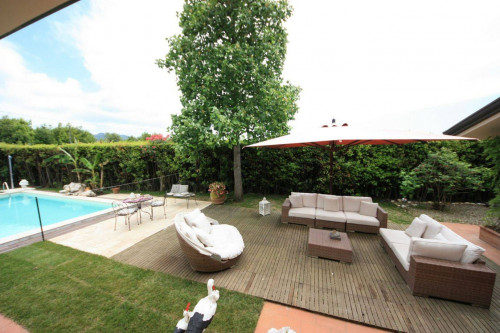 Villa in vendita a Camaiore