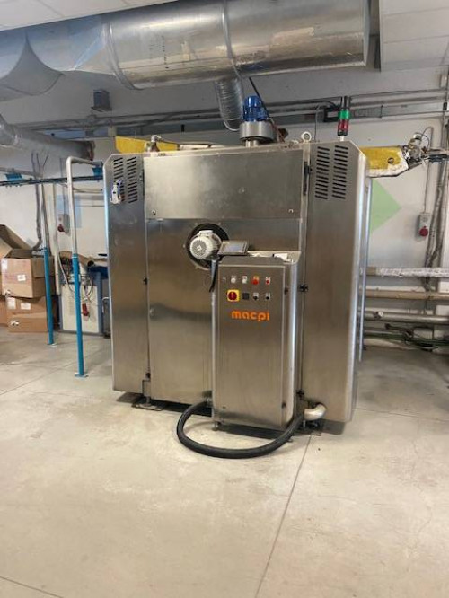 Capannone in vendita a Montelupo Fiorentino