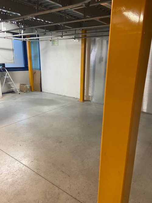 Capannone in vendita a Montelupo Fiorentino