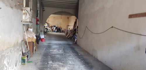 Magazzino in vendita a Empoli