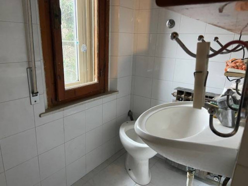 Appartamento in affitto a Capraia e Limite