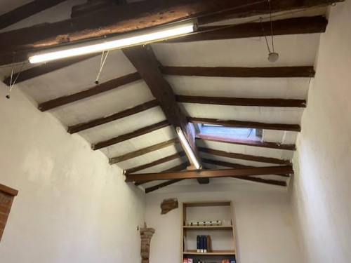 Appartamento in affitto a Capraia e Limite