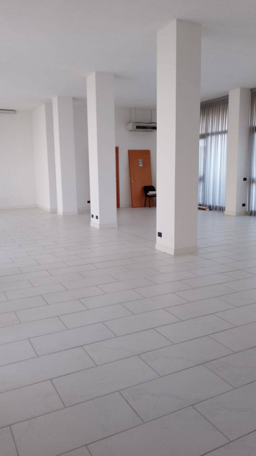 Ufficio in affitto a Forlì