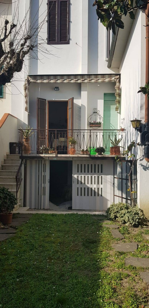 Casa indipendente in affitto a Empoli