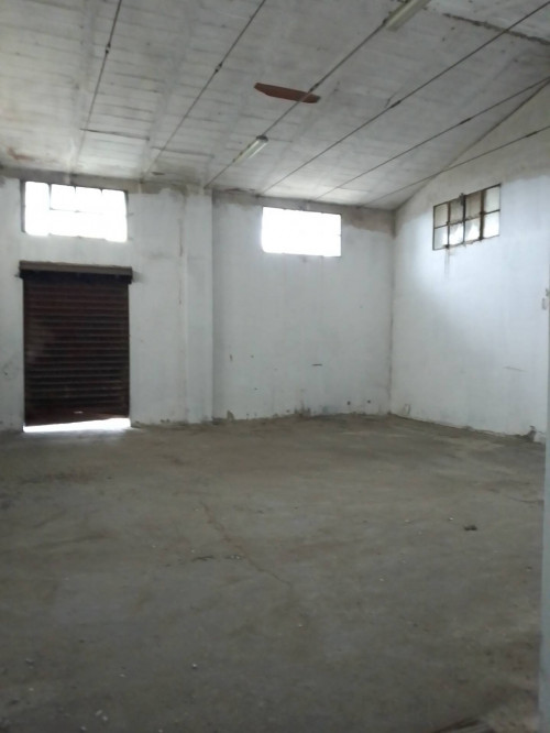 Fondo Commerciale in affitto a Cerreto Guidi