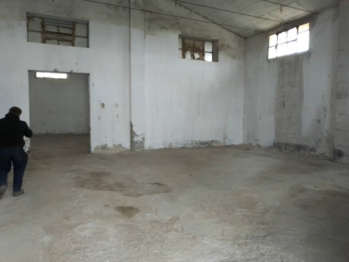 Fondo Commerciale in affitto a Cerreto Guidi